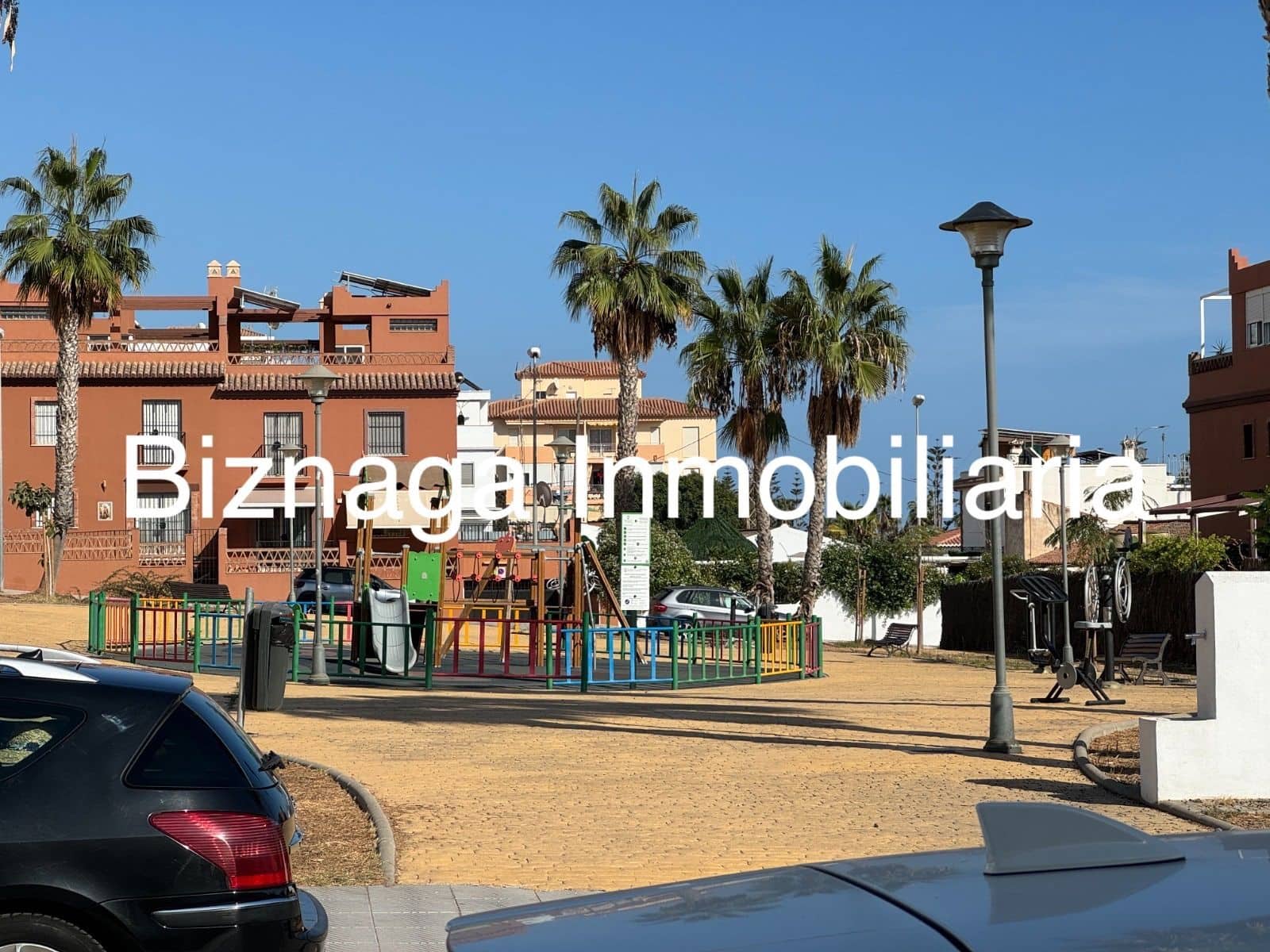 Chalet de 4 habitaciones en Benajarafe en venta con piscina garaje - 499.000 € (Ref: 9340045)