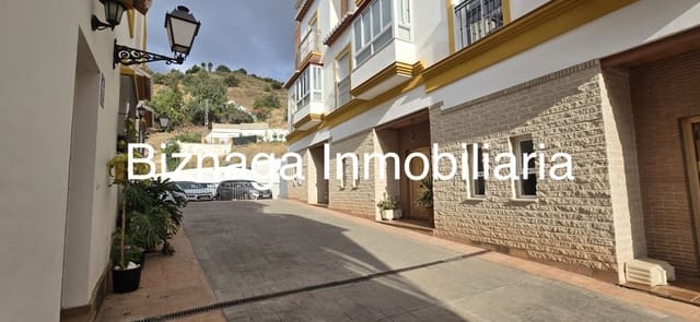 3 slaapkamer Flat te koop in Torrox Pueblo, Torrox met garage - € 269.000 (Ref: 9340046)