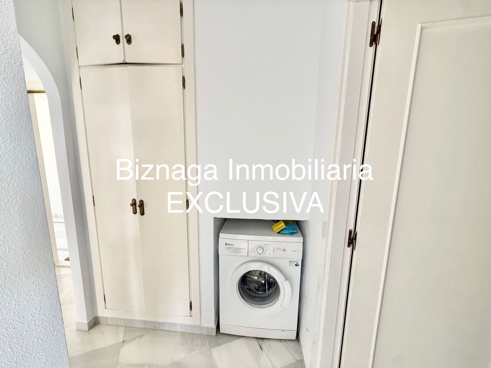 2 slaapkamer Appartement te koop in Torrox-Costa met zwembad - € 328.500 (Ref: 9385174)