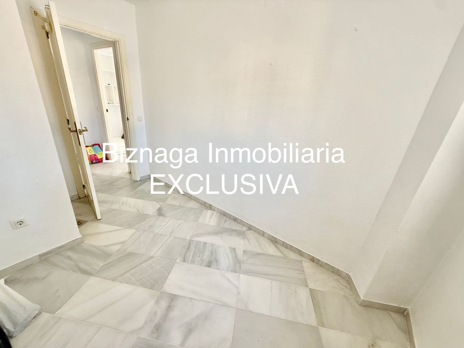 2 slaapkamer Appartement te koop in Torrox-Costa met zwembad - € 328.500 (Ref: 9385174)