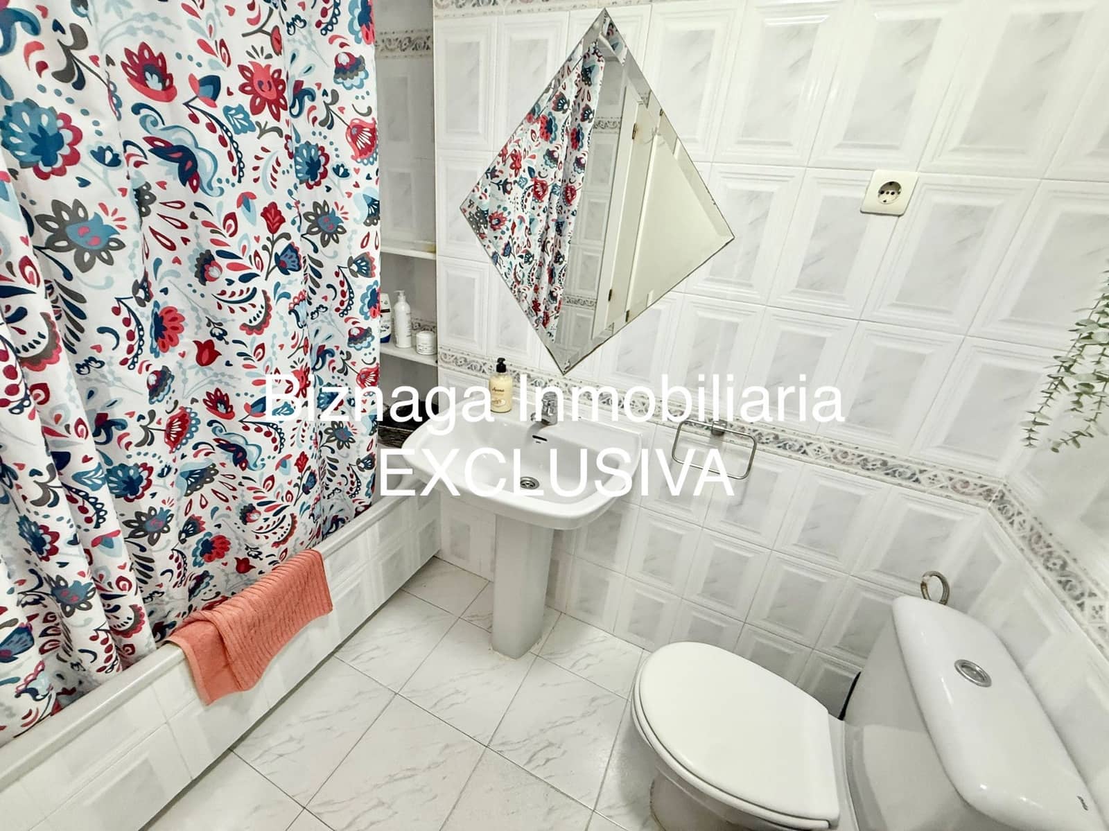 2 slaapkamer Appartement te koop in Torrox-Costa met zwembad - € 328.500 (Ref: 9385174)