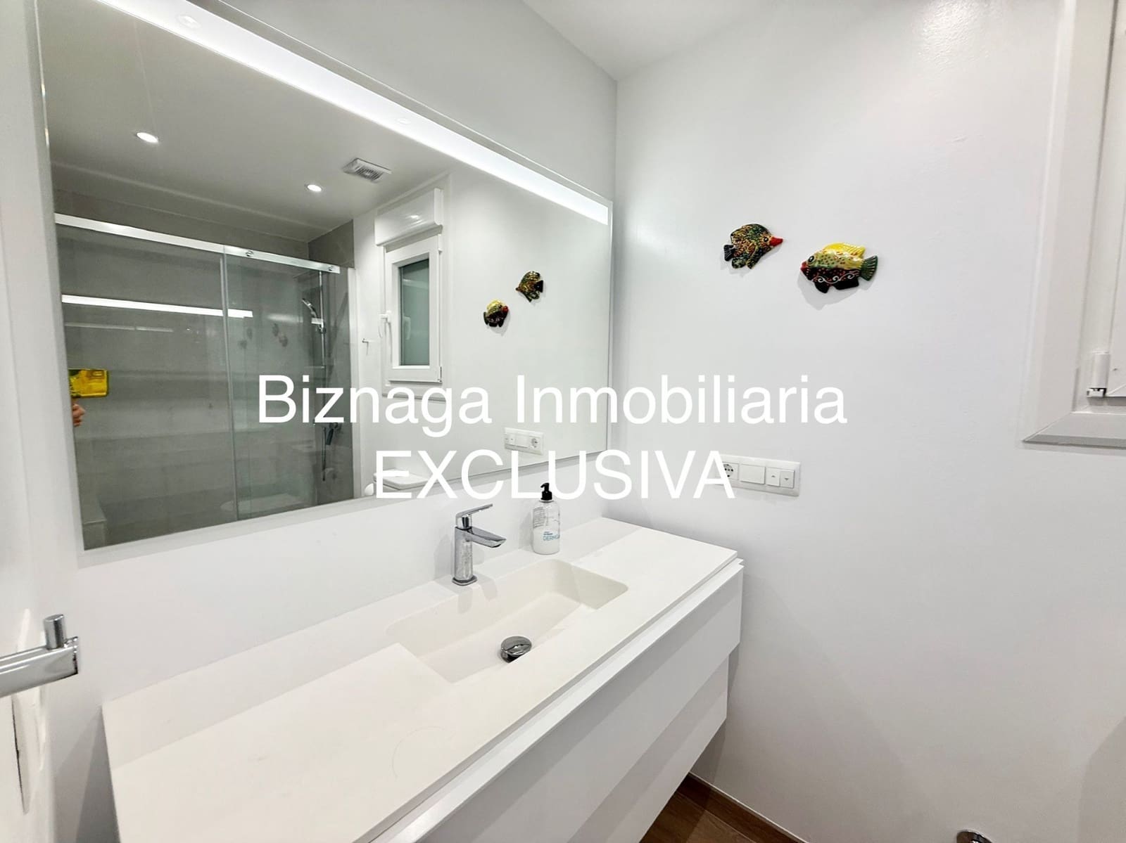 4 bedroom Villa for sale in Torrox-Costa with pool - € 468,000 (Ref: 9472254)