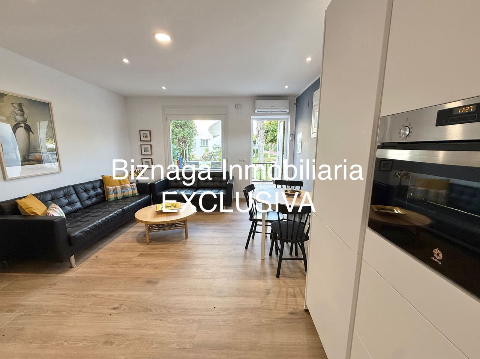 4 bedroom Villa for sale in Torrox-Costa with pool - € 468,000 (Ref: 9472254)