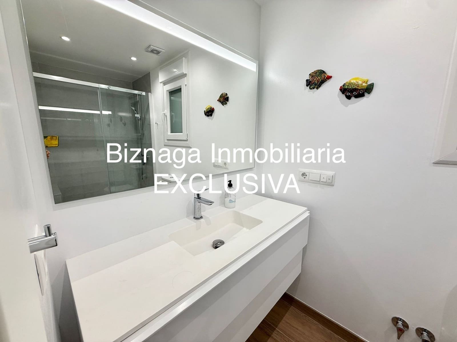 4 bedroom Villa for sale in Torrox-Costa with pool - € 468,000 (Ref: 9472254)