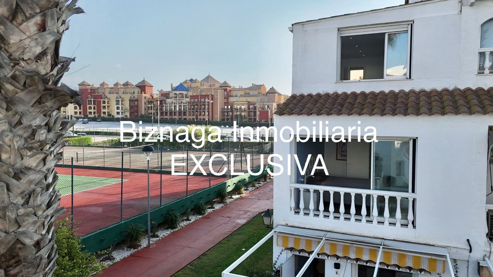 4 bedroom Villa for sale in Torrox-Costa with pool - € 468,000 (Ref: 9472254)