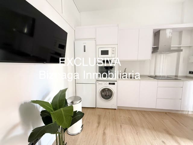 Studio for rent in Torrox-Costa, Torrox - € 650 (Ref: 9570763)