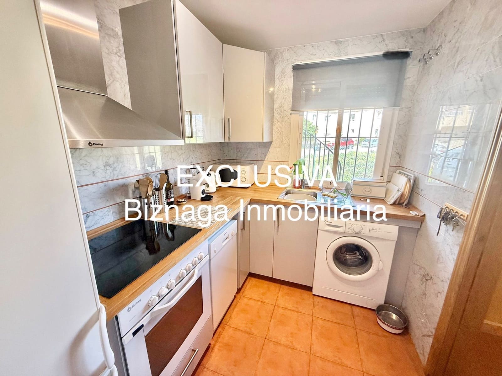 2 bedroom Semi-detached Villa for sale in Torrox-Costa with garage - € 269,900 (Ref: 9619006)