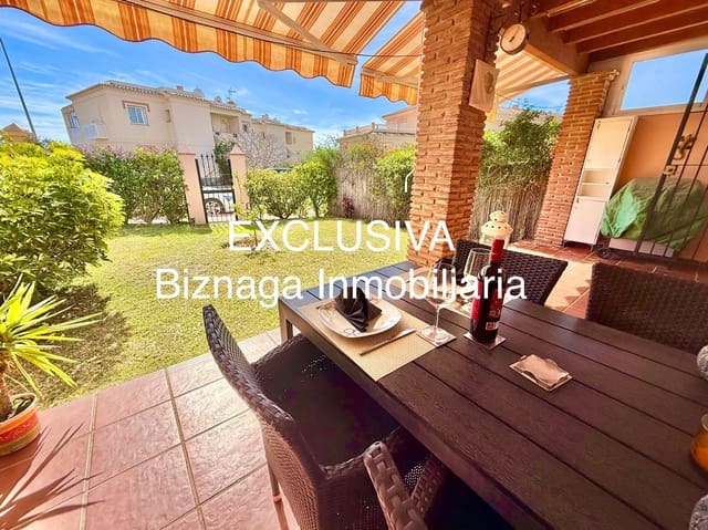 2 bedroom Semi-detached Villa for sale in Torrox-Costa, Torrox with garage - € 269,900 (Ref: 9619006)