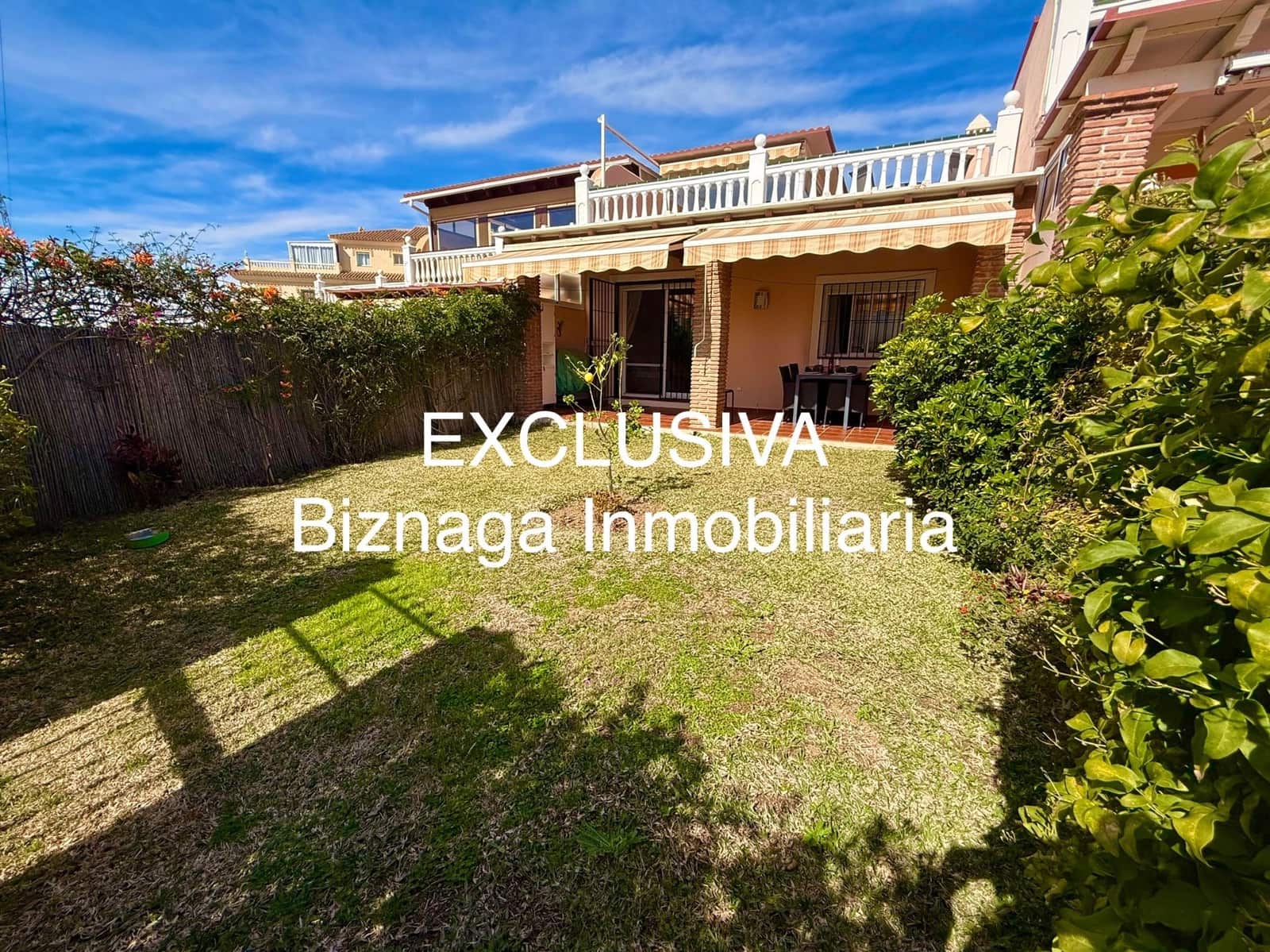 2 bedroom Semi-detached Villa for sale in Torrox-Costa with garage - € 269,900 (Ref: 9619006)