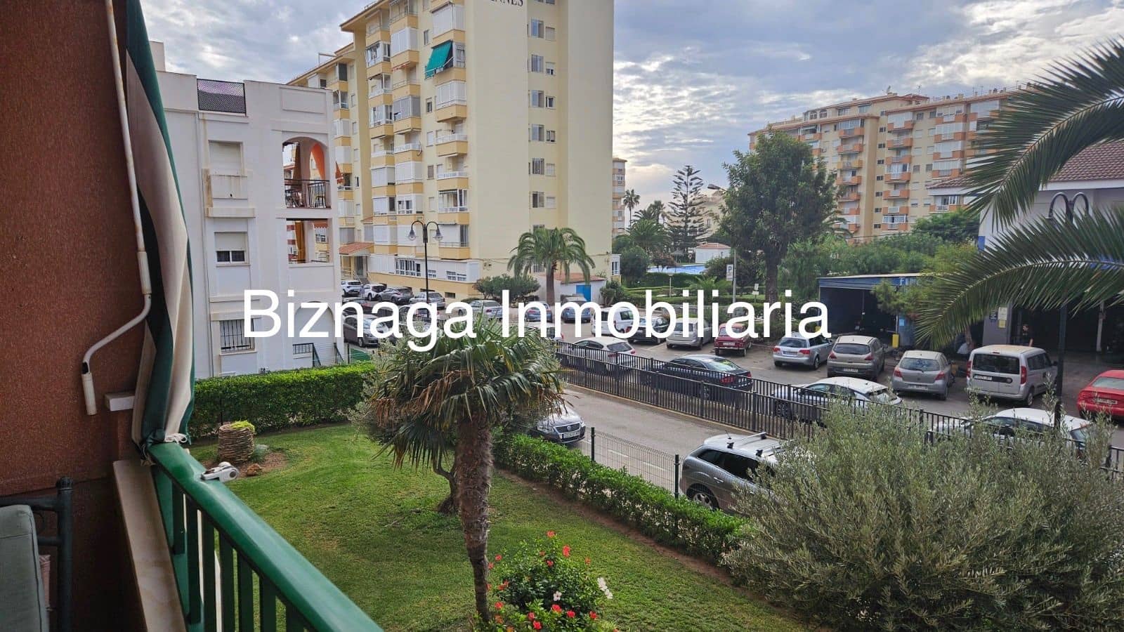 2 bedroom Apartment for sale in Torrox-Costa with pool - € 280,000 (Ref: 9788032)