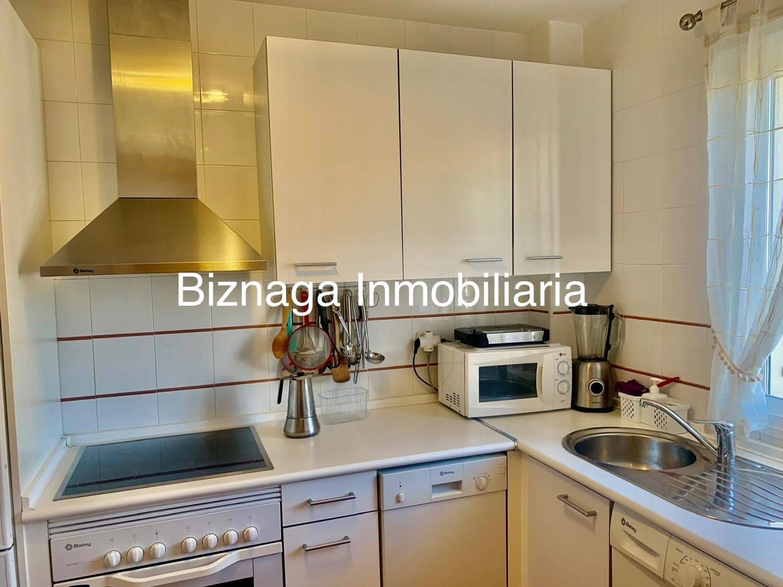 3 bedroom Semi-detached Villa for sale in Torrox-Costa with pool garage - € 330,000 (Ref: 9794235)