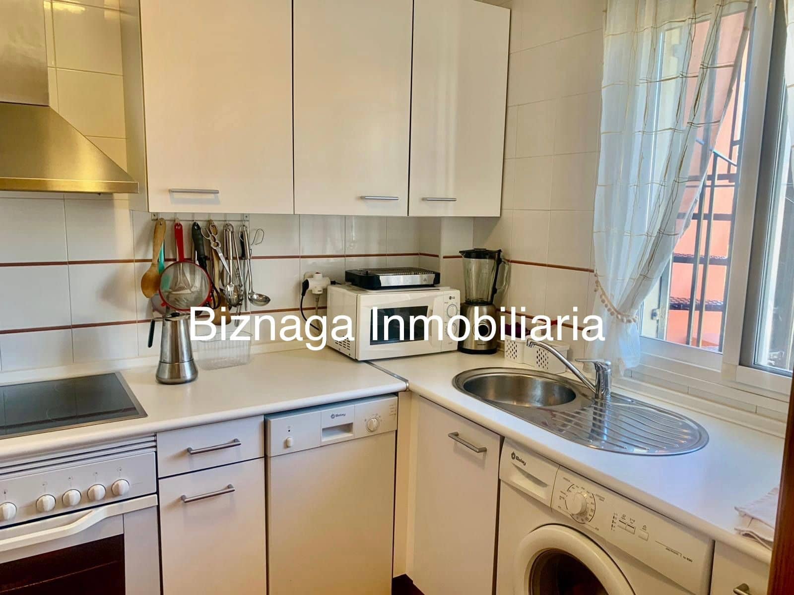 3 bedroom Semi-detached Villa for sale in Torrox-Costa with pool garage - € 330,000 (Ref: 9794235)