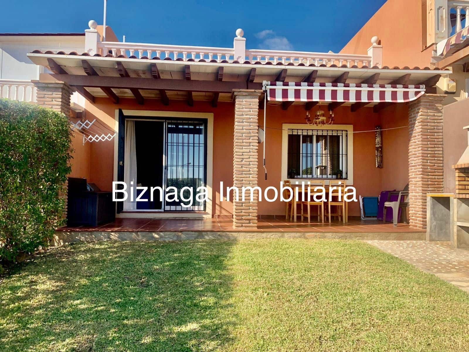 3 bedroom Semi-detached Villa for sale in Torrox-Costa with pool garage - € 330,000 (Ref: 9794235)