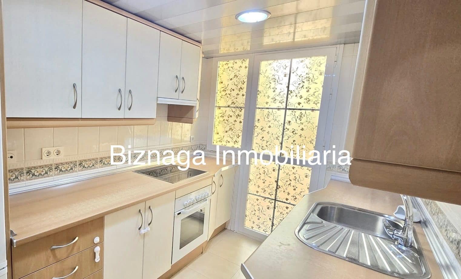 3 makuuhuone Huoneisto myytävänä paikassa Torrox-Costa - 270 000 € (Ref: 9875736)
