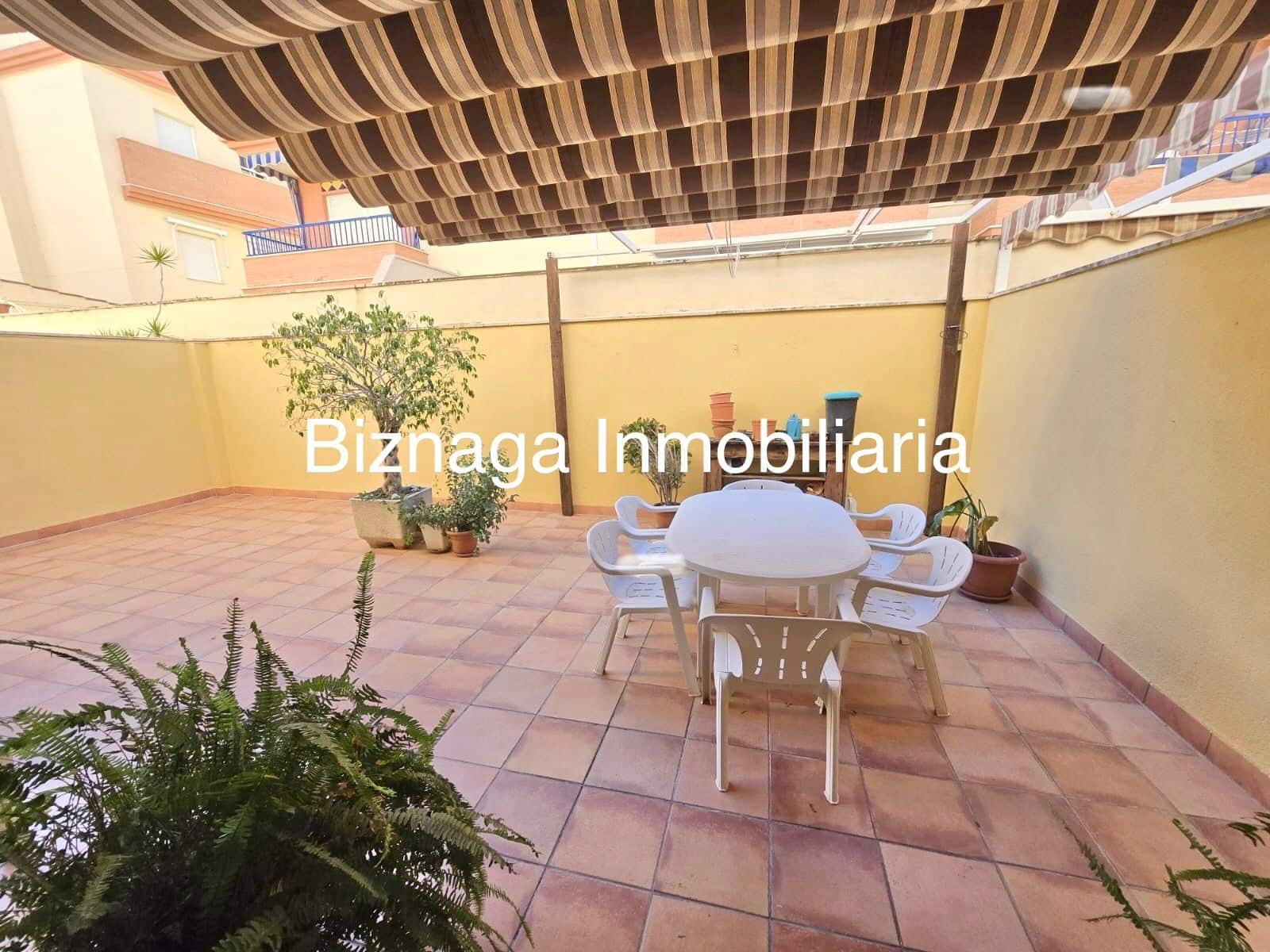 3 makuuhuone Huoneisto myytävänä paikassa Torrox-Costa - 270 000 € (Ref: 9875736)