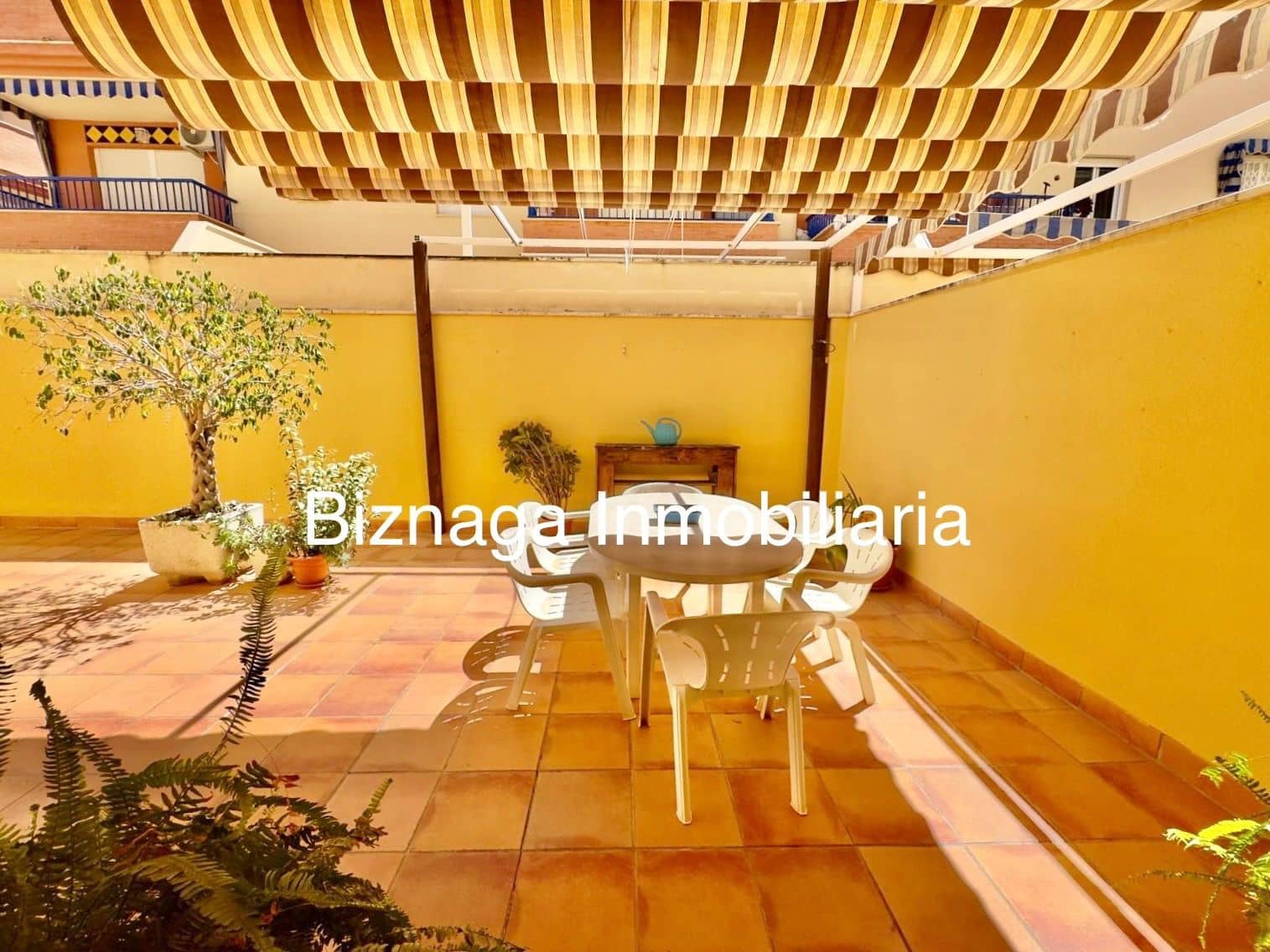 3 makuuhuone Huoneisto myytävänä paikassa Torrox-Costa - 270 000 € (Ref: 9875736)