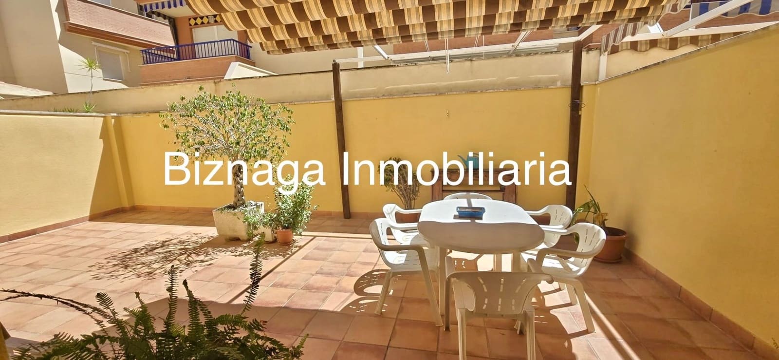 3 makuuhuone Huoneisto myytävänä paikassa Torrox-Costa - 270 000 € (Ref: 9875736)