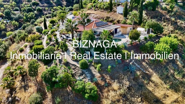 3 slaapkamer Villa te koop in Arenas met zwembad garage - € 535.000 (Ref: 9910074)