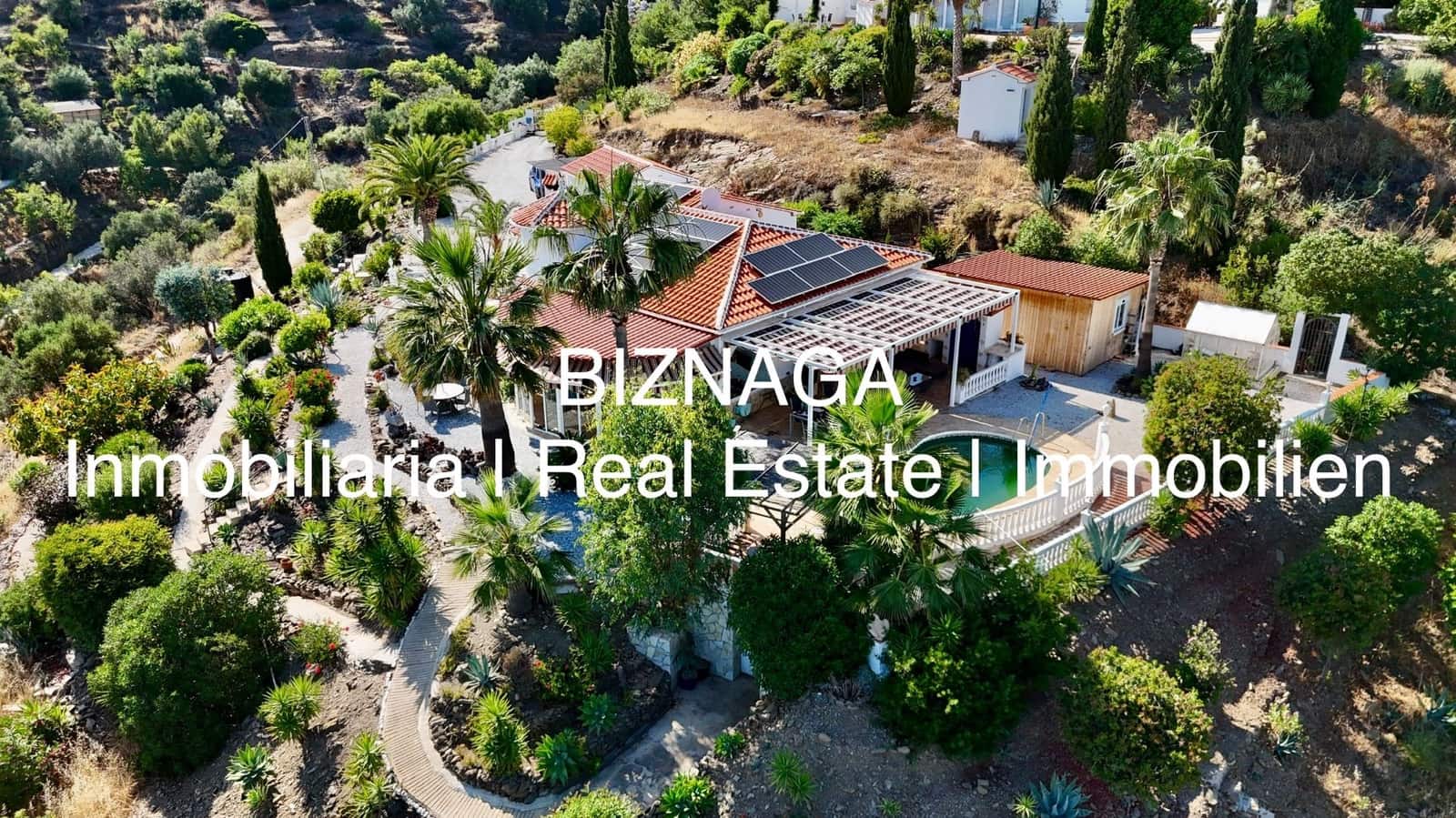 3 slaapkamer Villa te koop in Arenas met zwembad garage - € 535.000 (Ref: 9910074)