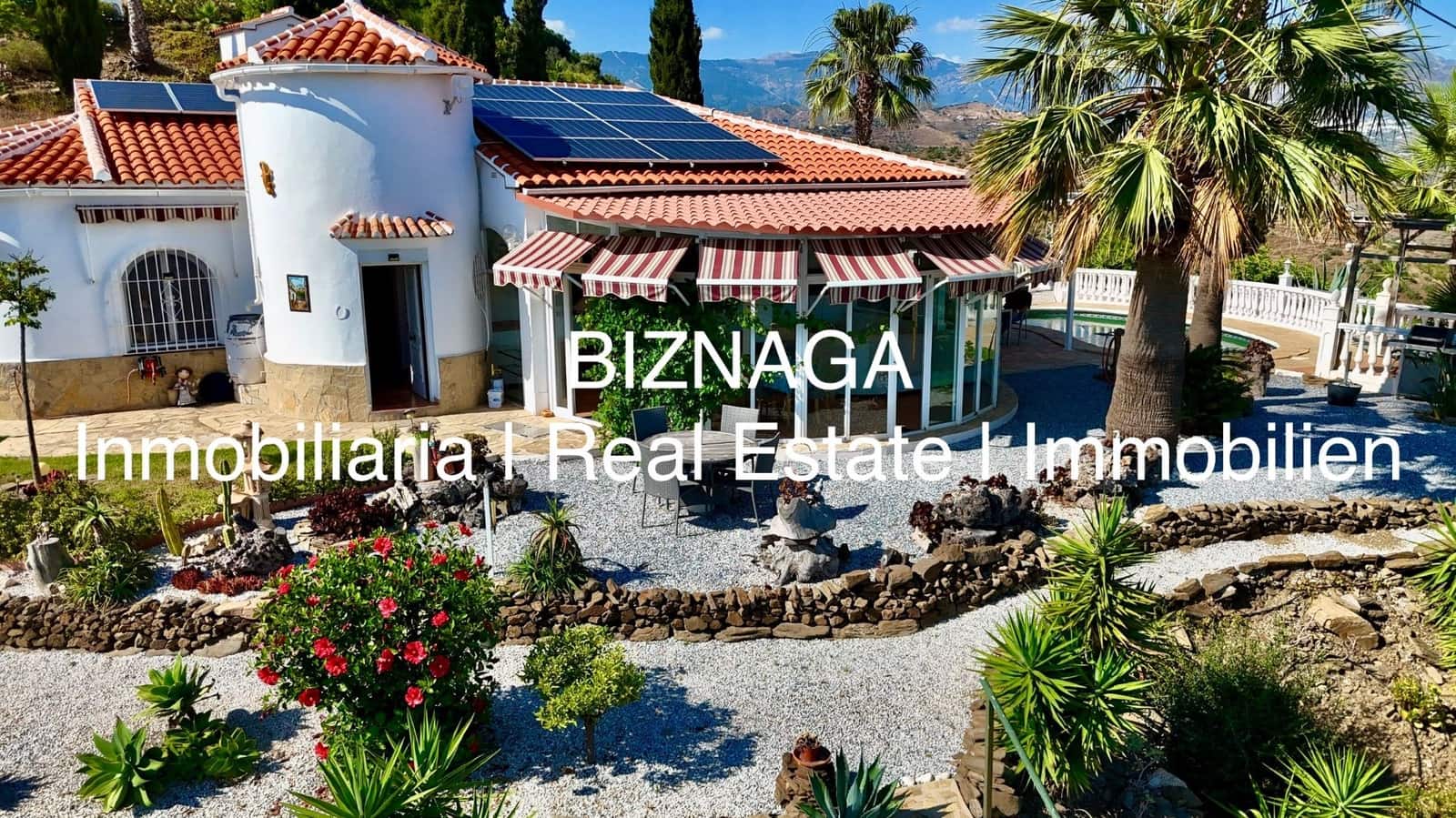 3 slaapkamer Villa te koop in Arenas met zwembad garage - € 535.000 (Ref: 9910074)