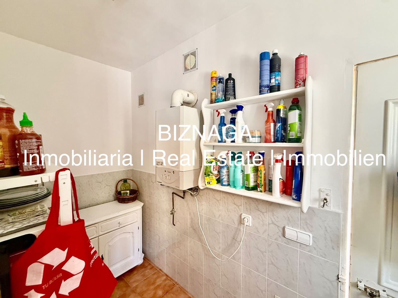3 slaapkamer Villa te koop in Arenas met zwembad garage - € 535.000 (Ref: 9910074)