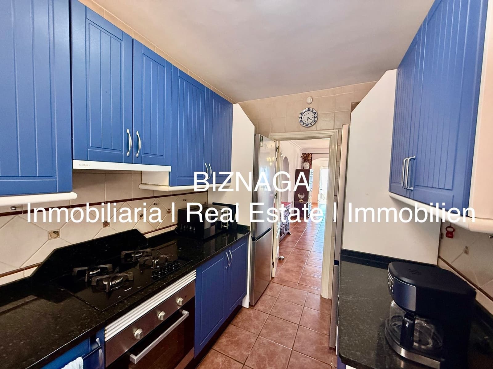 3 slaapkamer Villa te koop in Arenas met zwembad garage - € 535.000 (Ref: 9910074)