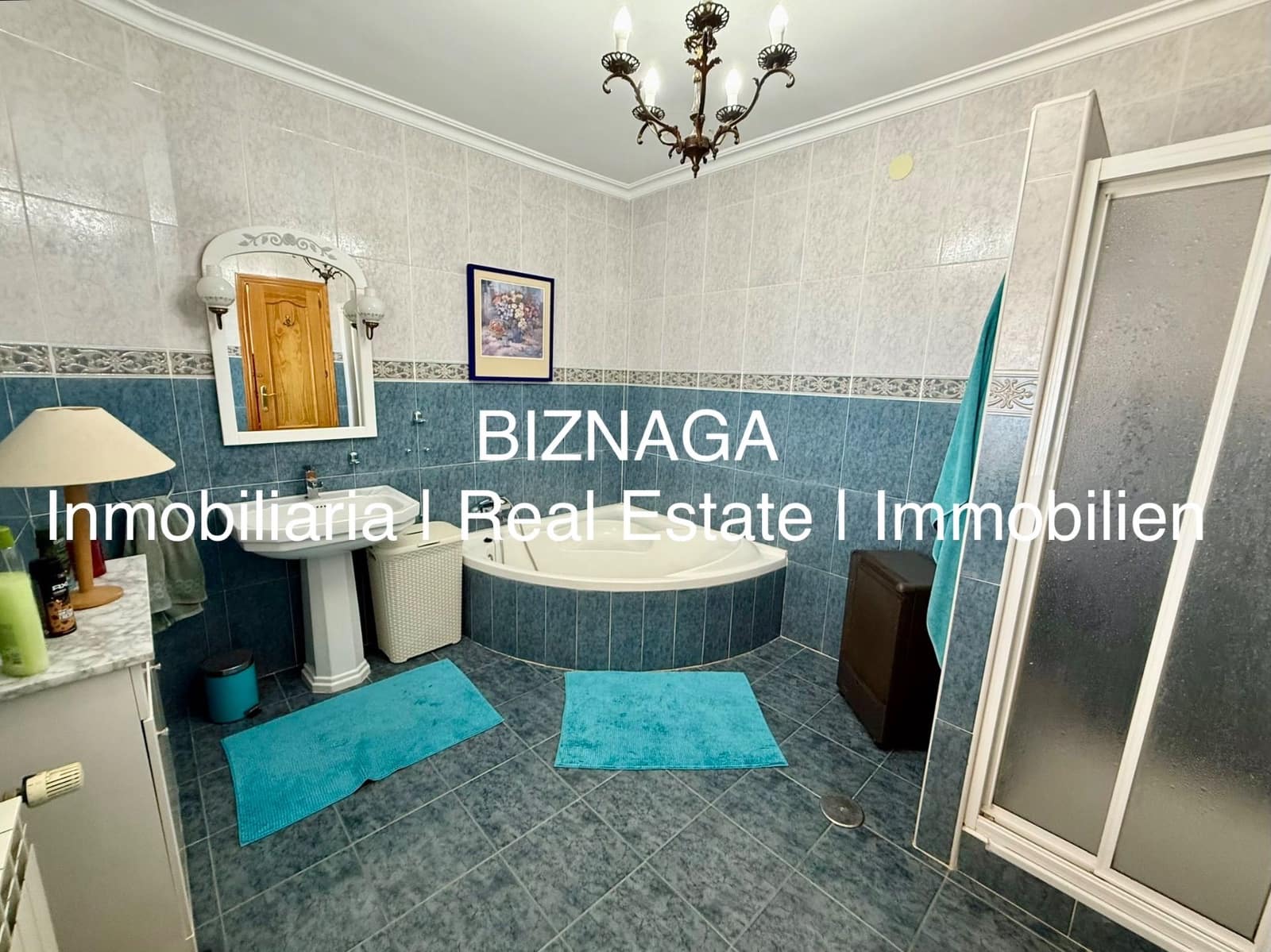 3 slaapkamer Villa te koop in Arenas met zwembad garage - € 535.000 (Ref: 9910074)