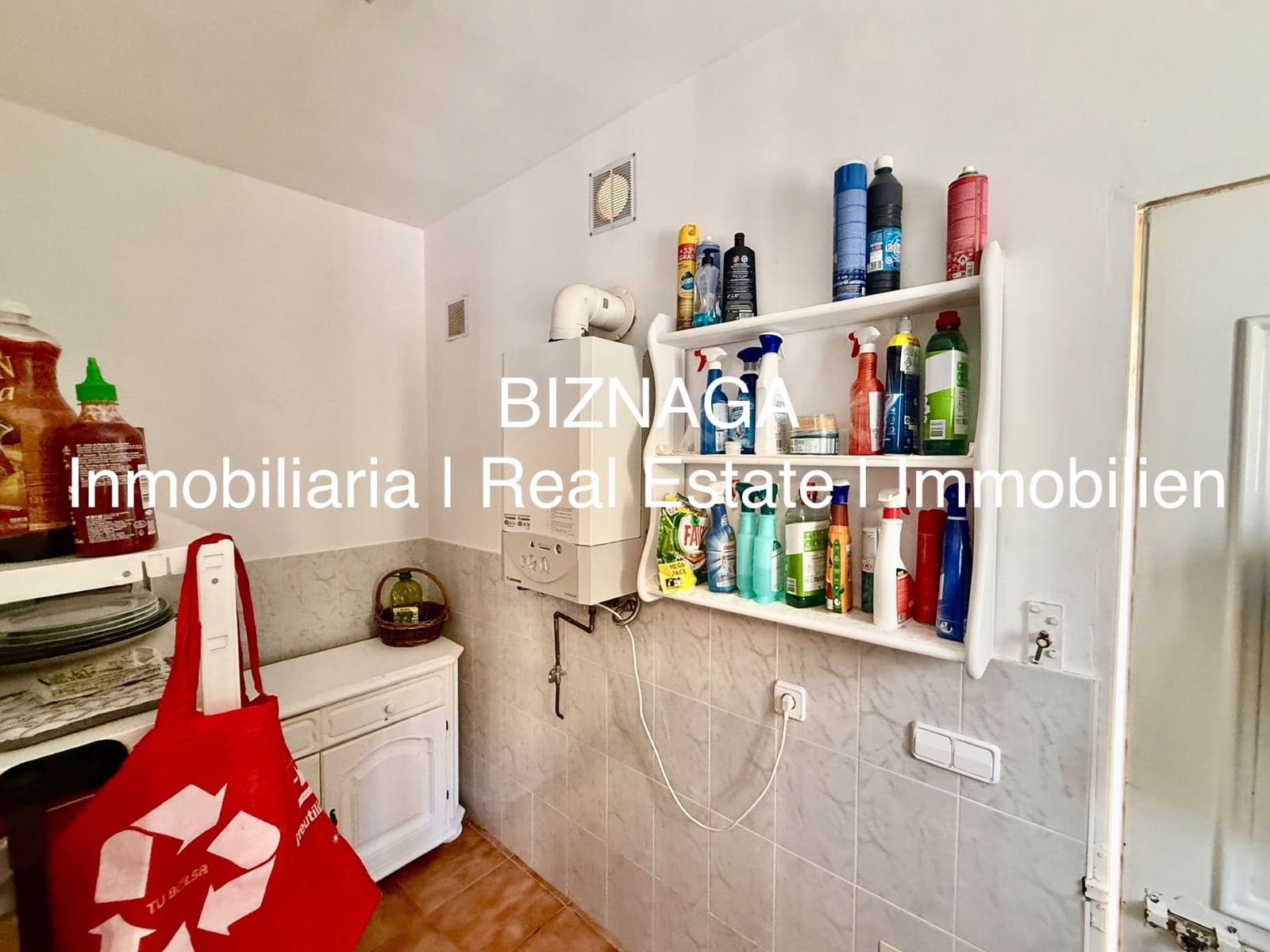 3 slaapkamer Villa te koop in Arenas met zwembad garage - € 535.000 (Ref: 9910074)