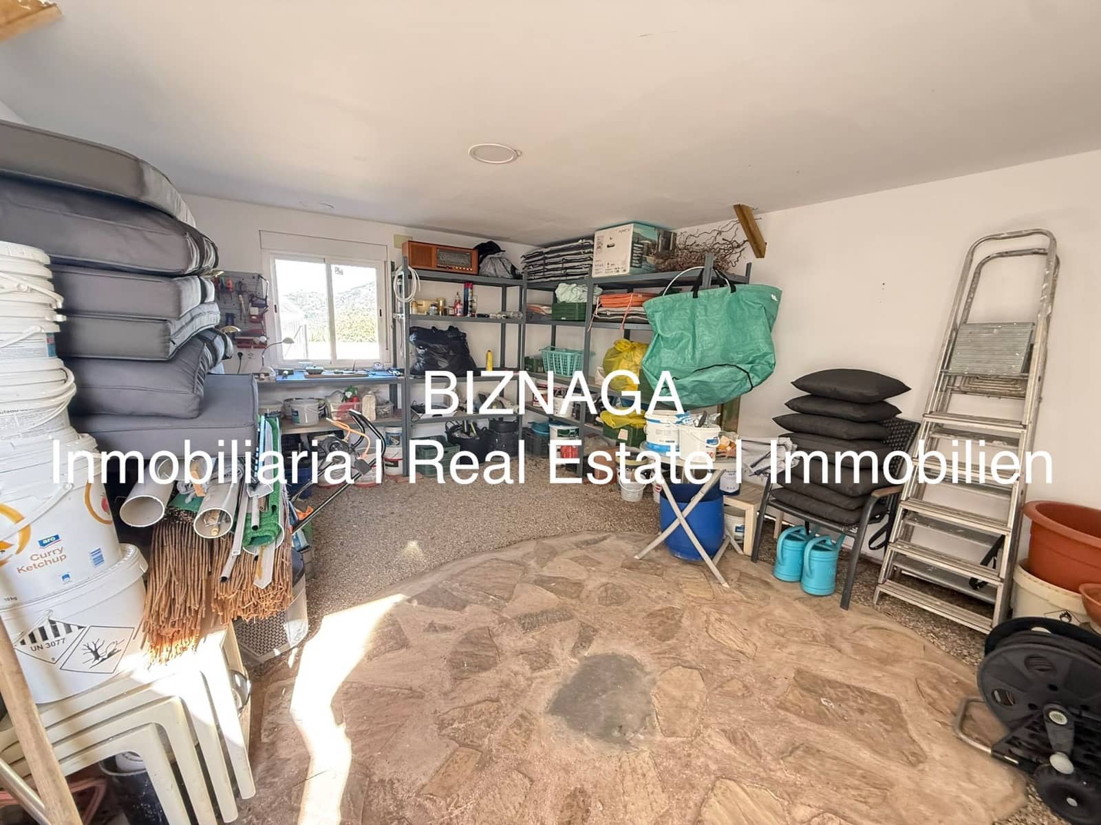 3 slaapkamer Villa te koop in Arenas met zwembad garage - € 535.000 (Ref: 9910074)