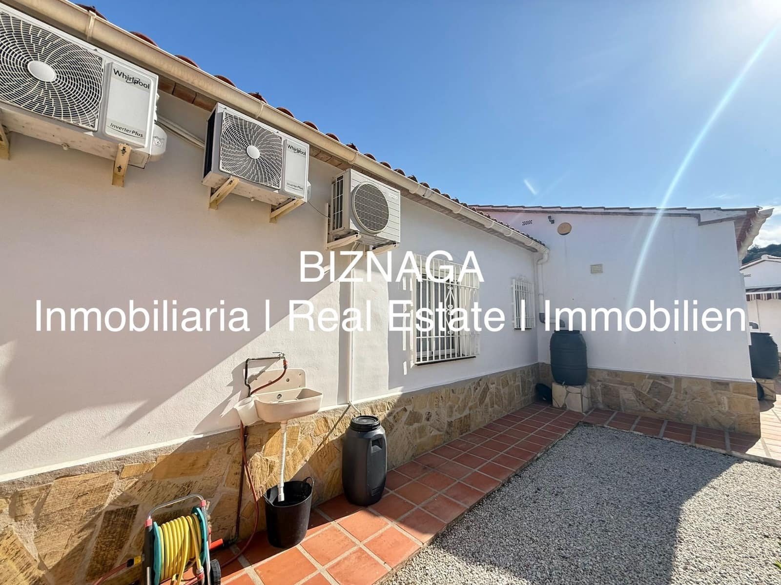 3 slaapkamer Villa te koop in Arenas met zwembad garage - € 535.000 (Ref: 9910074)