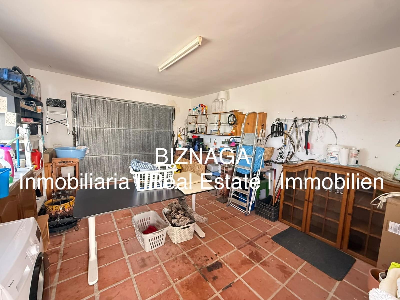 3 slaapkamer Villa te koop in Arenas met zwembad garage - € 535.000 (Ref: 9910074)