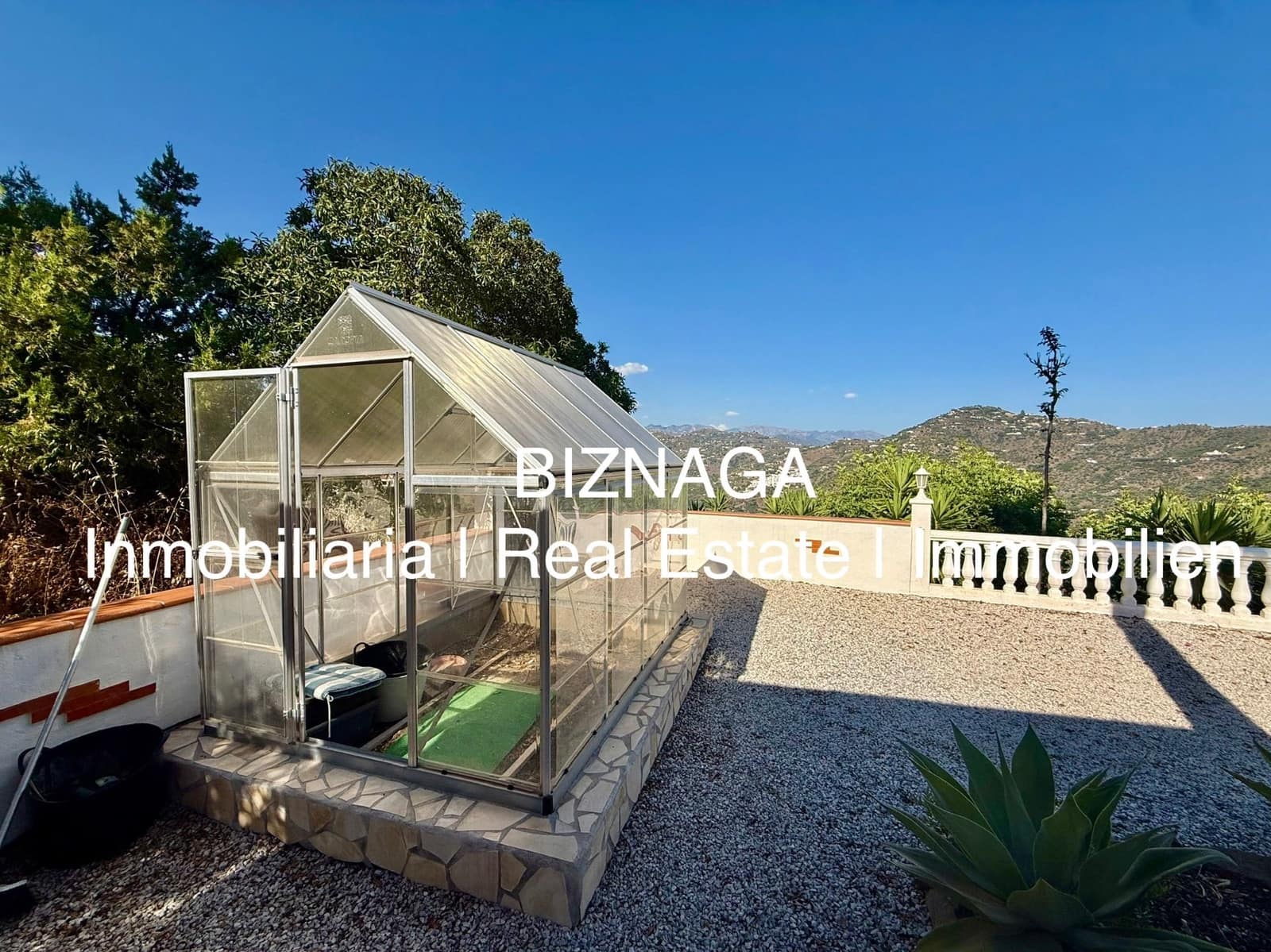 3 slaapkamer Villa te koop in Arenas met zwembad garage - € 535.000 (Ref: 9910074)
