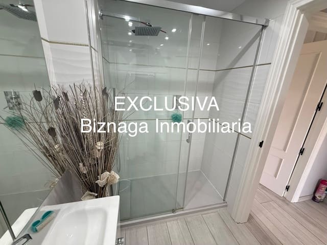 Pareado de 2 habitaciones en Torrox-Costa, Torrox en venta con piscina garaje - 275.000 € (Ref: 9986445)