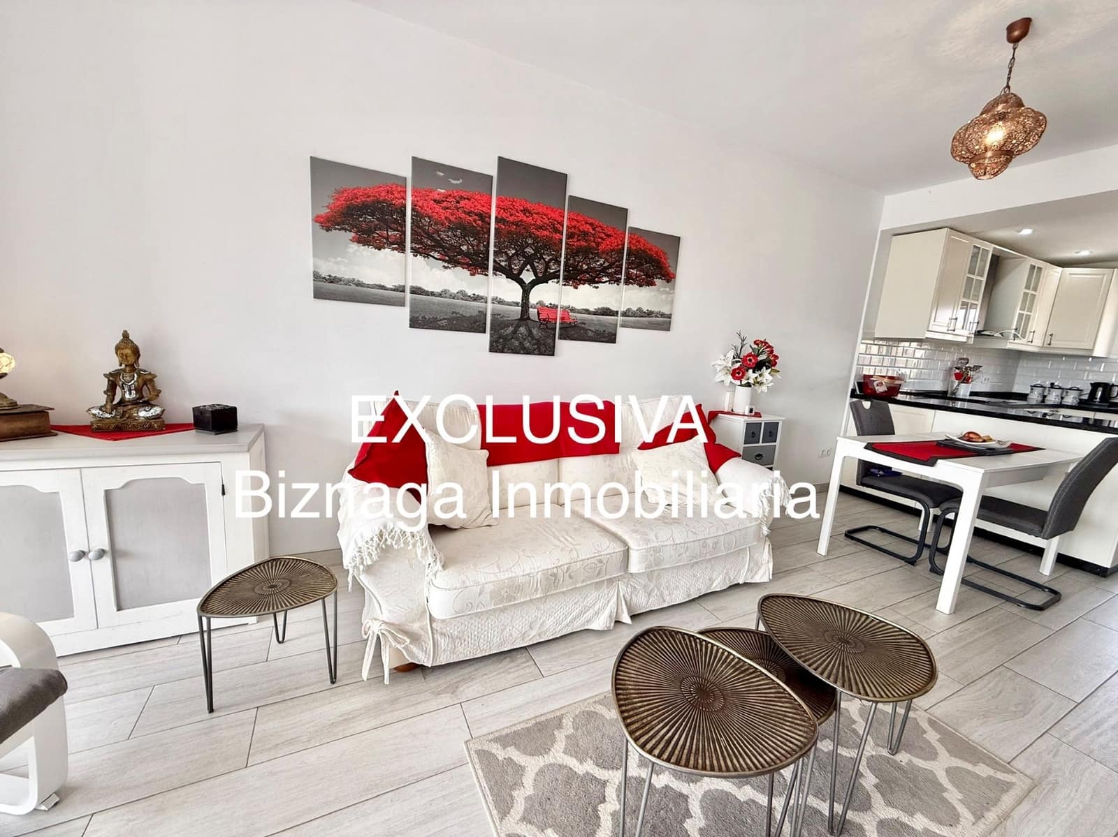 2 makuuhuone Paritalo myytävänä paikassa Torrox-Costa mukana uima-altaan 
autotalli - 275 000 € (Ref: 9986445)