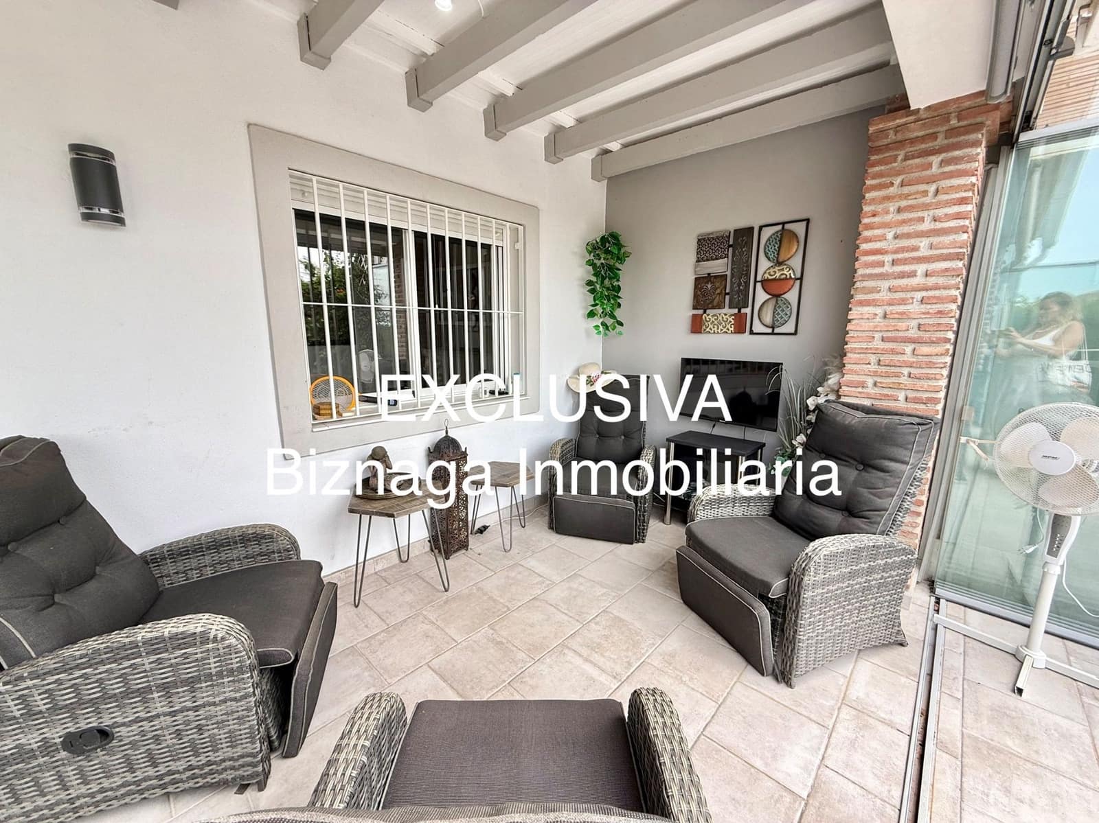 2 makuuhuone Paritalo myytävänä paikassa Torrox-Costa mukana uima-altaan 
autotalli - 275 000 € (Ref: 9986445)