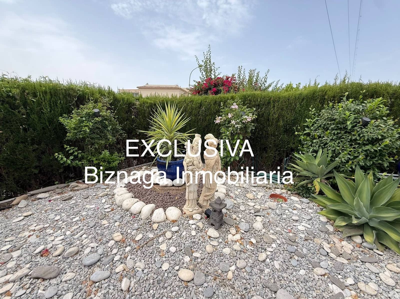 2 makuuhuone Paritalo myytävänä paikassa Torrox-Costa mukana uima-altaan 
autotalli - 275 000 € (Ref: 9986445)