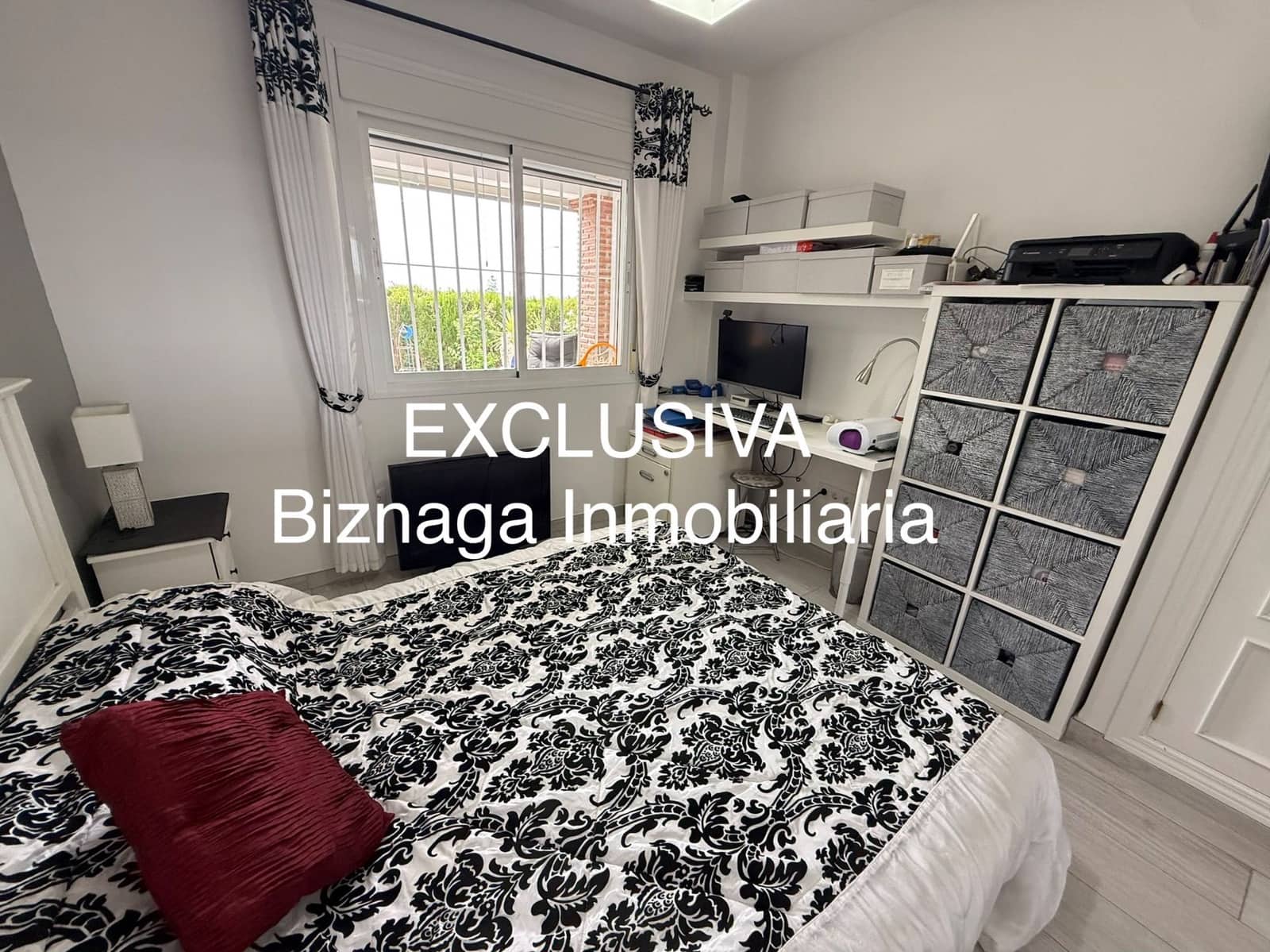 2 makuuhuone Paritalo myytävänä paikassa Torrox-Costa mukana uima-altaan 
autotalli - 275 000 € (Ref: 9986445)