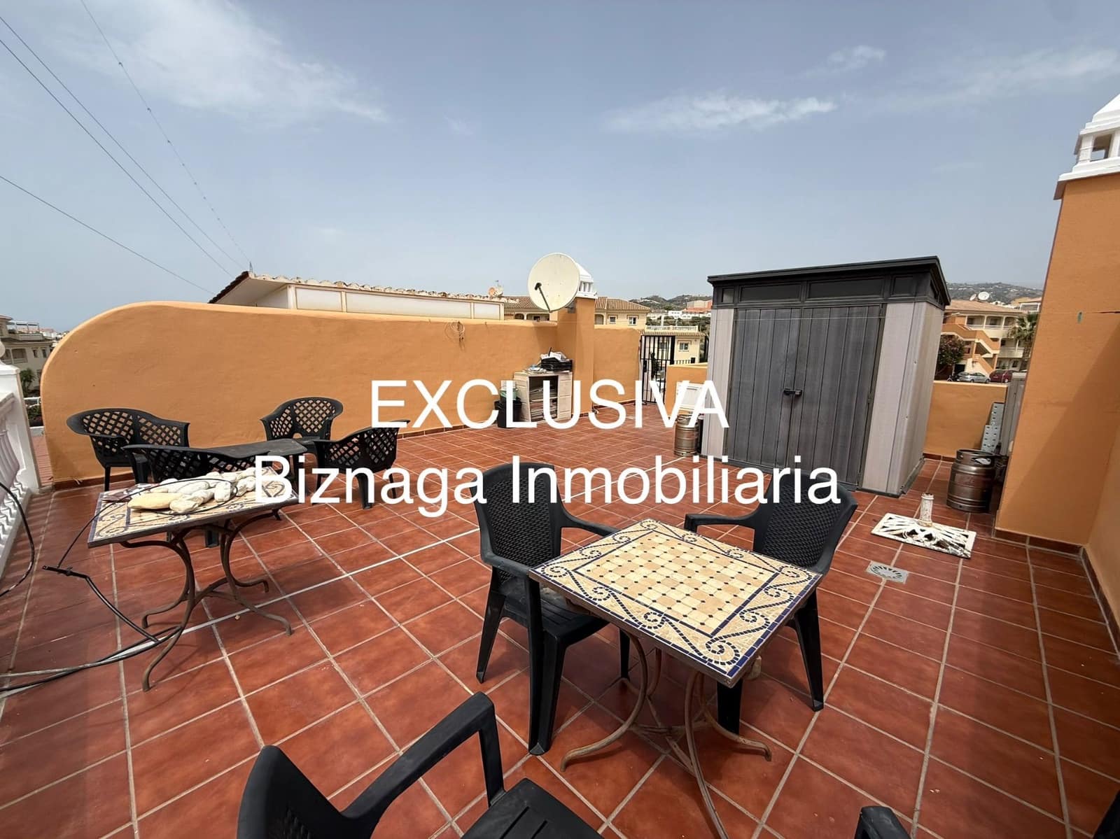 2 makuuhuone Paritalo myytävänä paikassa Torrox-Costa mukana uima-altaan 
autotalli - 275 000 € (Ref: 9986445)