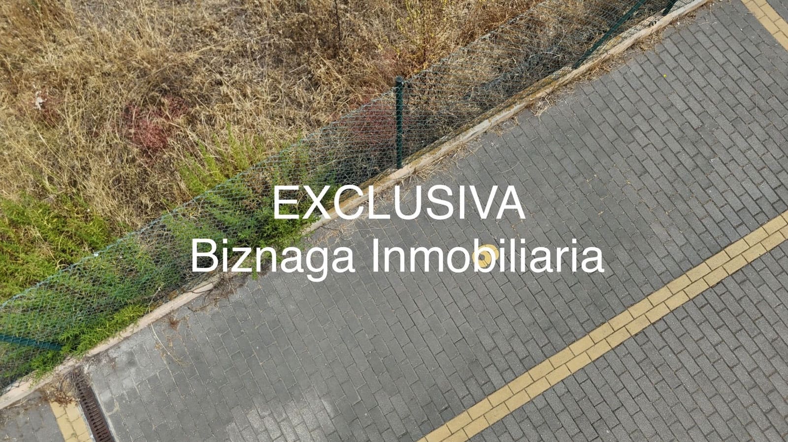 2 makuuhuone Paritalo myytävänä paikassa Torrox-Costa mukana uima-altaan 
autotalli - 275 000 € (Ref: 9986445)