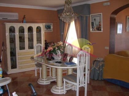 5 sovrum Villa till salu i Matalascanas med garage - 780 000 € (Ref: 7931648)