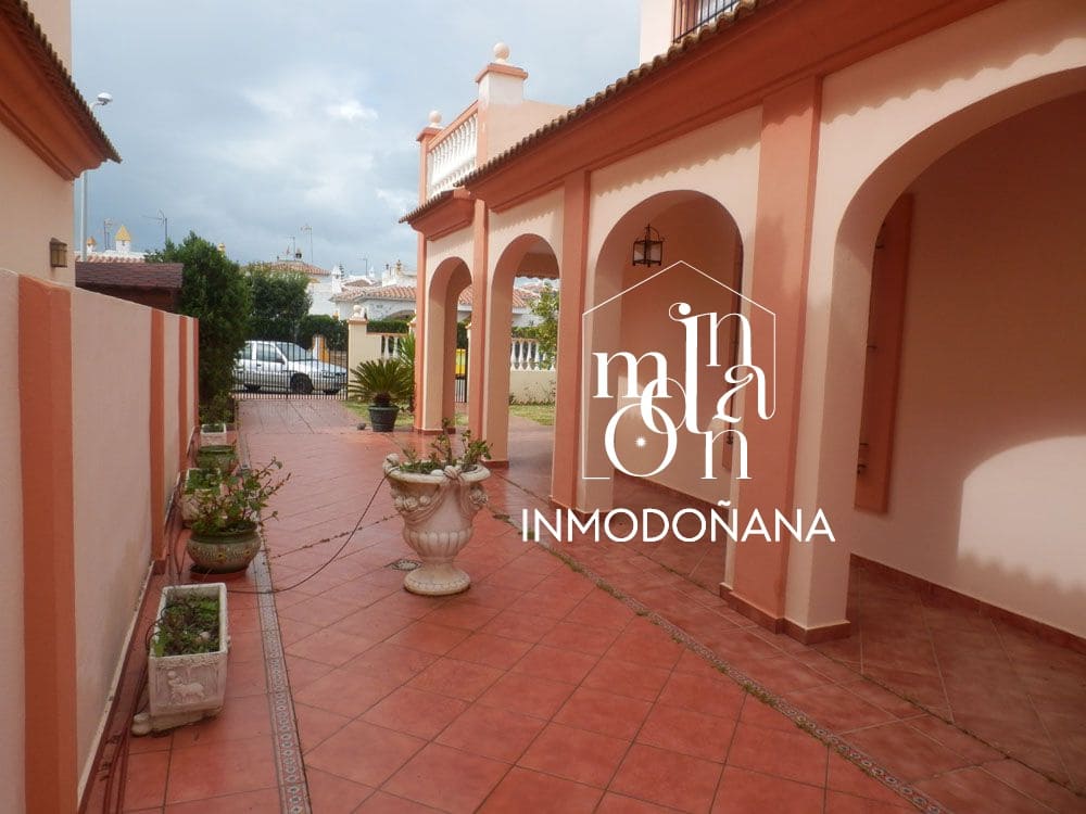 4 quarto Moradia para venda em Matalascanas com garagem - 360 000 € (Ref: 7931662)