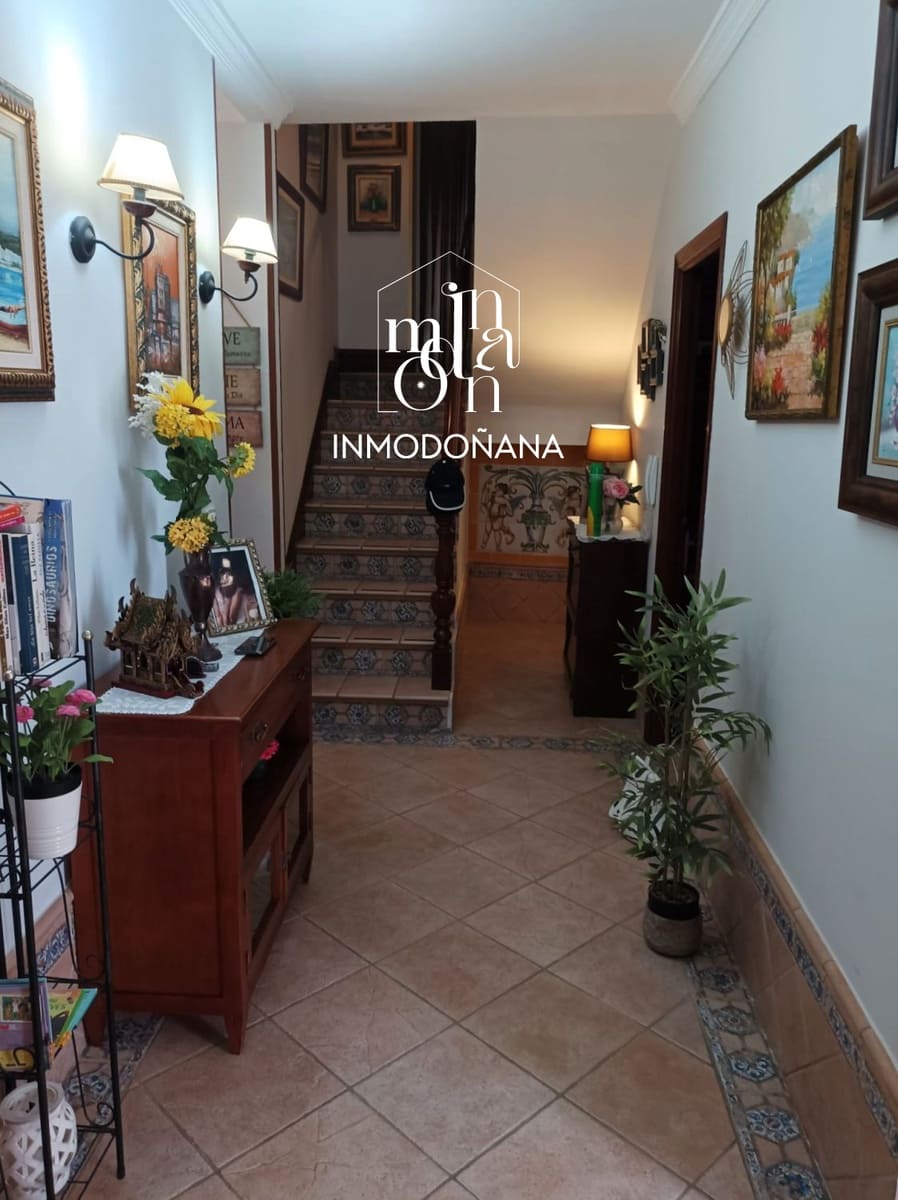 Chalet de 6 habitaciones en Matalascañas en venta - 396.000 € (Ref: 7931670)