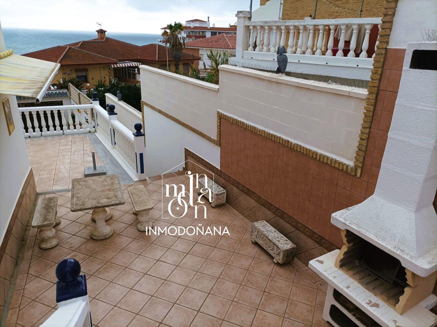 Chalet de 6 habitaciones en Matalascañas en venta - 396.000 € (Ref: 7931670)