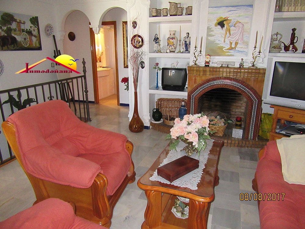 5 soveværelse Rækkehus til salg i Matalascanas med garage - € 299.000 (Ref: 7931671)