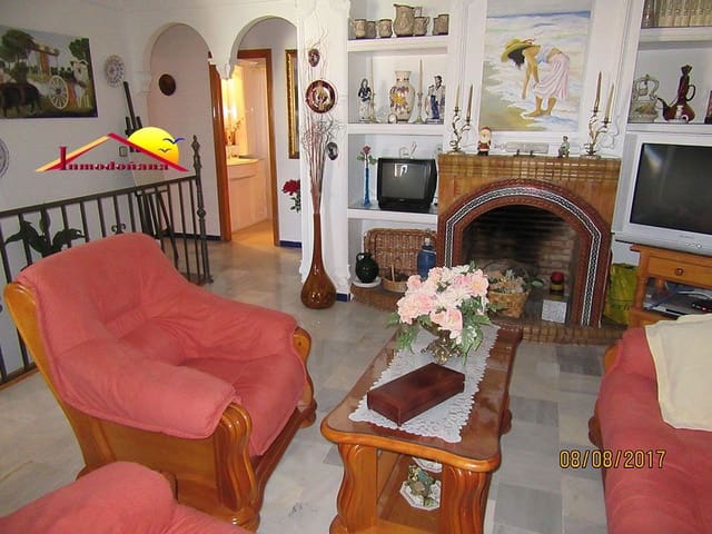 5 soveværelse Rækkehus til salg i Matalascañas, Almonte med garage - € 299.000 (Ref: 7931671)