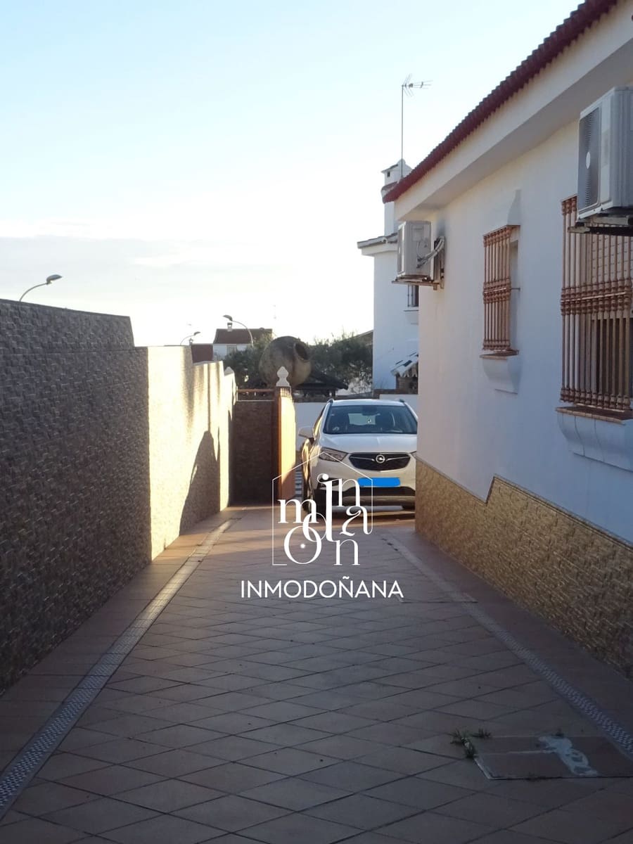 3 sovrum Semi-fristående Villa till salu i Matalascanas - 380 000 € (Ref: 7931672)