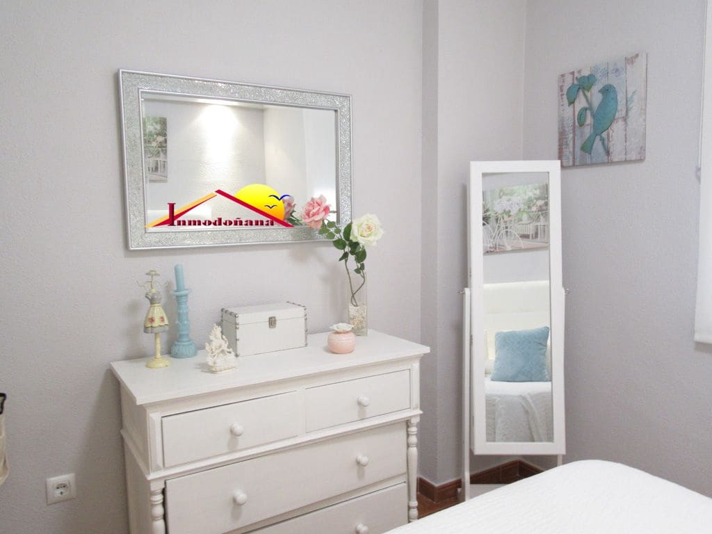 4 sovrum Semi-fristående Villa till salu i Matalascanas med garage - 320 000 € (Ref: 7931690)