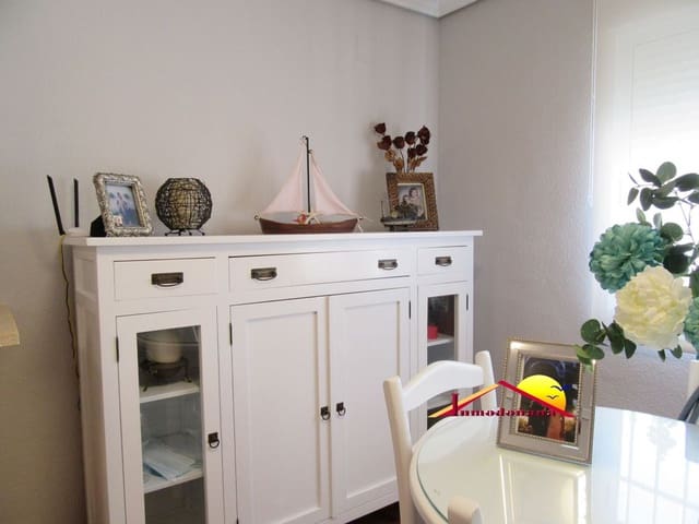 4 soveværelse Semi-Rækkehus til salg i Matalascañas, Almonte med garage - € 320.000 (Ref: 7931690)