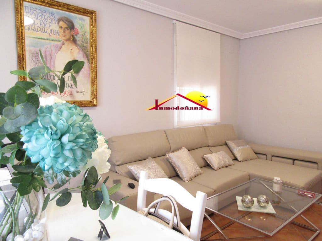 4 sovrum Semi-fristående Villa till salu i Matalascanas med garage - 320 000 € (Ref: 7931690)