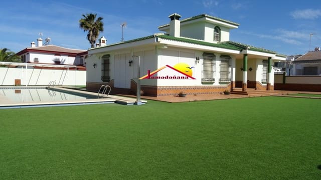 4 Zimmer Villa zu verkaufen in Matalascañas, Almonte - 750.000 € (Ref: 7931713)